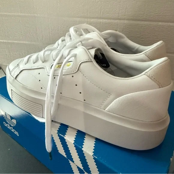 Adidas Sleek Super - Picture 1 of 4